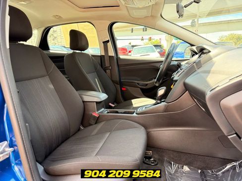 Used 2018 Ford Focus SEL FWD image 33