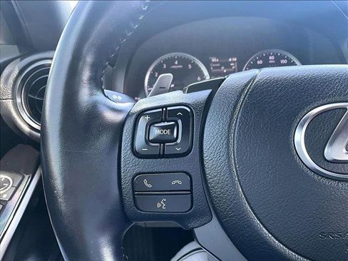 Used 2023 Lexus IS 300 w/ Comfort Package RWD image 18