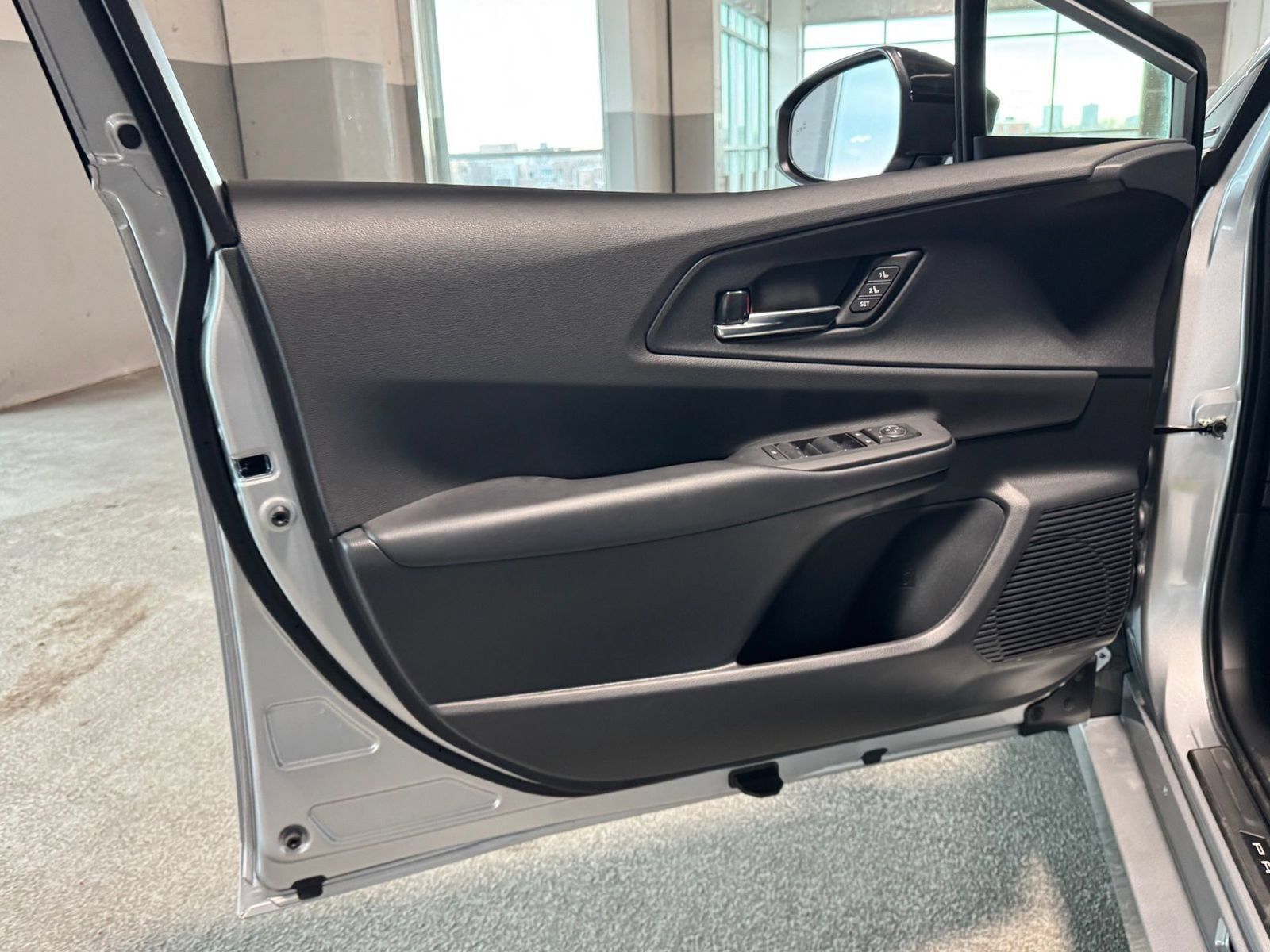 New 2026 Toyota Prius Plug-In Hybrid FWD image 16