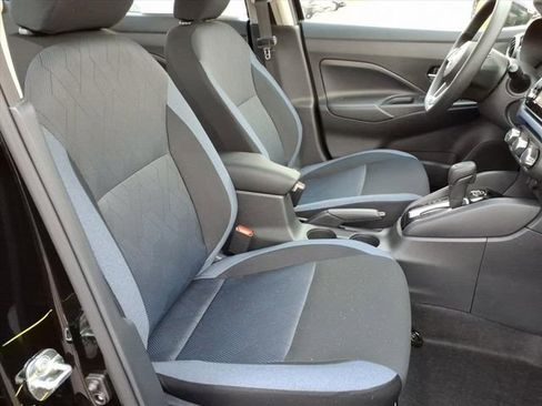 New 2025 Nissan Versa SV w/ Trunk Package image 17