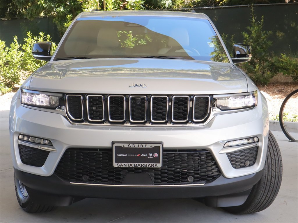 New 2023 Jeep Grand Cherokee Overland w/ Rear Seat Video Group I RWD image 3