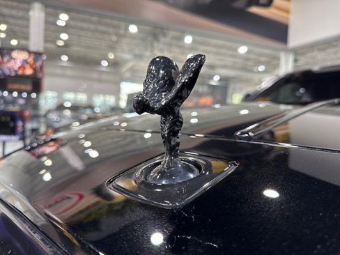 Used 2014 Rolls-Royce Wraith image 7