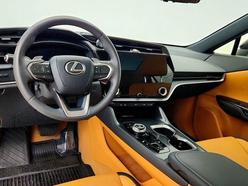 Used 2024 Lexus RZ 450e Premium w/ Technology Package AWD/4WD image 13