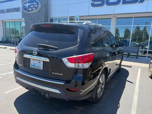 Used 2015 Nissan Pathfinder Platinum w/ Cargo Package FWD image 6