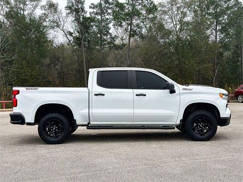 Used 2024 Chevrolet Silverado 1500 LT Trail Boss w/ Protection Package image 9