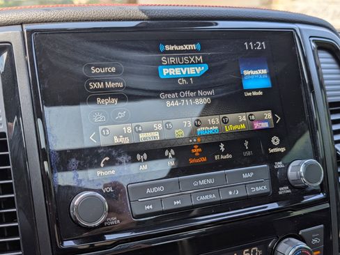 Used 2021 Nissan Titan PRO-4X w/ Pro-4x Convenience Package image 30