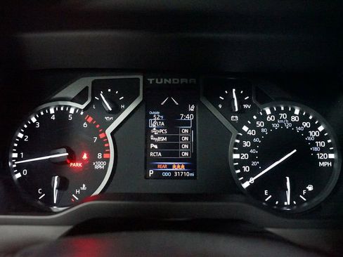 Used 2022 Toyota Tundra SR5 w/ Convenience Package image 16