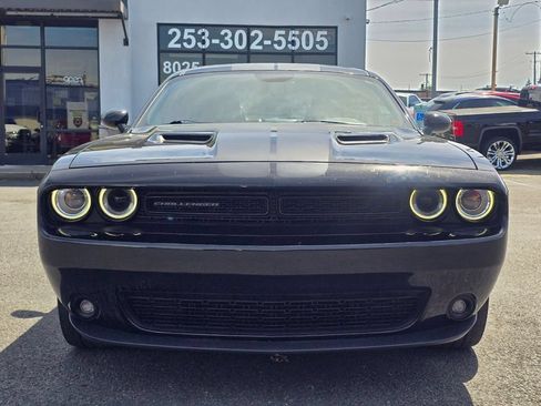 Used 2016 Dodge Challenger SXT Plus RWD image 3