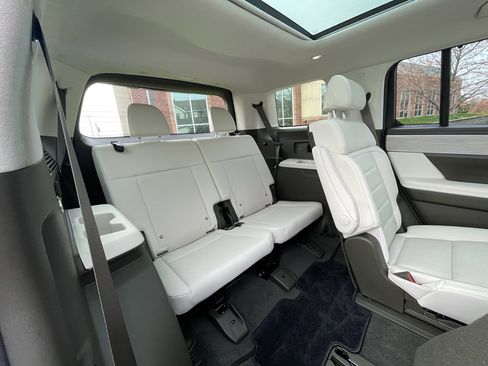 Used 2025 Hyundai Santa Fe Calligraphy image 24