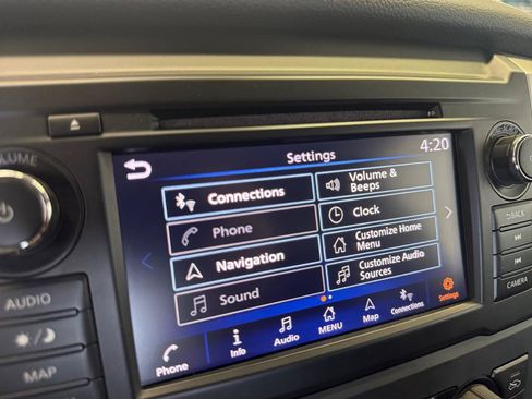 Used 2019 Nissan Titan Platinum Reserve AWD/4WD image 15
