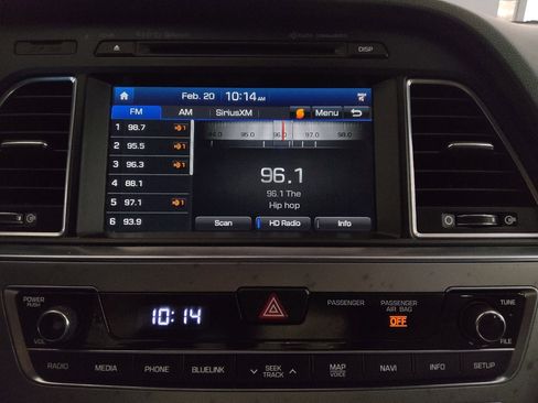 Used 2017 Hyundai Sonata Limited w/ Ultimate Package 04 image 25