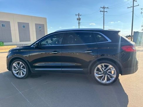 Used 2018 Lincoln MKX Reserve w/ Driver Assistance Package FWD image 8