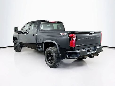 Used 2023 Chevrolet Silverado 2500 W/T image 4