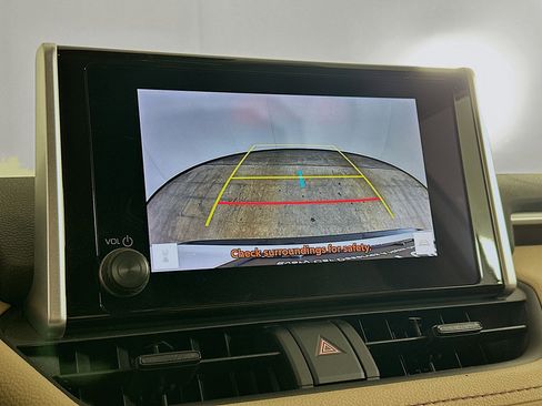 Used 2024 Toyota RAV4 LE image 22