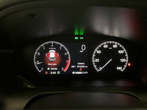 Used 2025 Honda HR-V Sport image 14