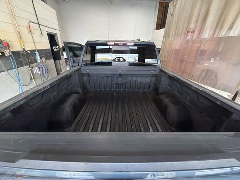 Certified 2021 Chevrolet Silverado 1500 LTZ w/ LTZ Premium Package AWD/4WD image 25