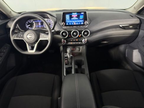 Used 2025 Nissan Sentra SV FWD image 14