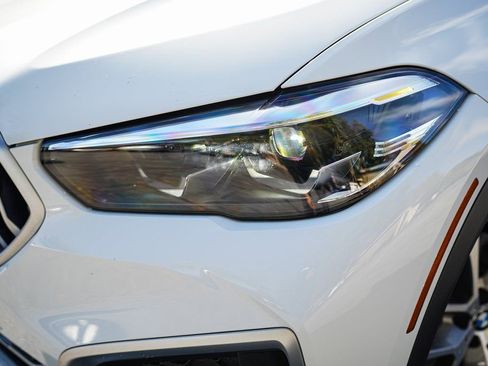 Used 2023 BMW X6 xDrive40i image 4