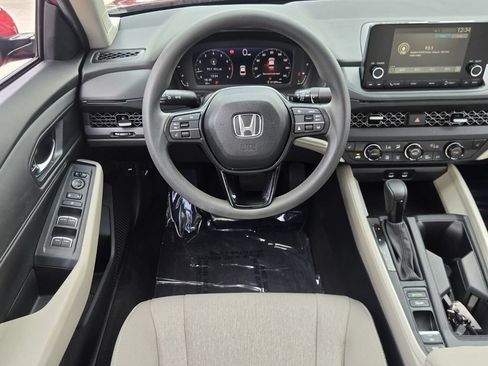 Used 2024 Honda Accord EX image 13