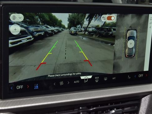 Certified 2025 Ford Explorer Platinum RWD image 29
