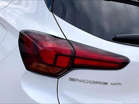 Used 2020 Buick Encore GX Preferred w/ Cold Weather Comfort Package FWD image 29