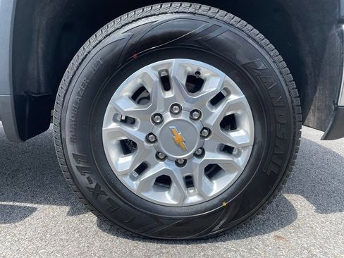 Used 2024 Chevrolet Silverado 2500 LTZ w/ LTZ Convenience Package AWD/4WD image 32