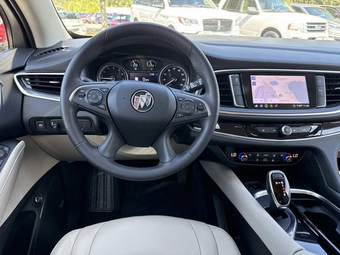 Used 2020 Buick Enclave Essence w/ Sound and Sites Package image 17