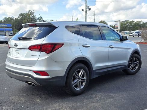 Used 2018 Hyundai Santa Fe Sport image 5