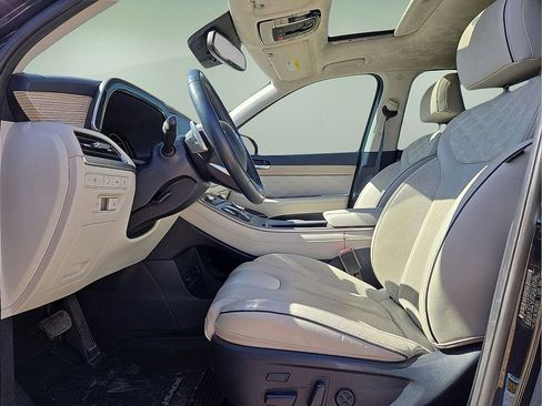 Used 2022 Hyundai Palisade Calligraphy image 22
