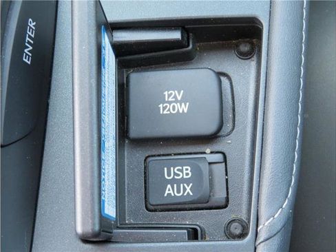 Used 2012 Lexus CT 200h Premium image 9