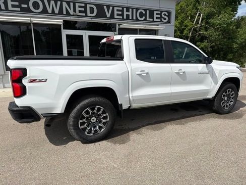 Certified 2023 Chevrolet Colorado Z71 w/ Z71 Convenience Package 2 AWD/4WD image 3