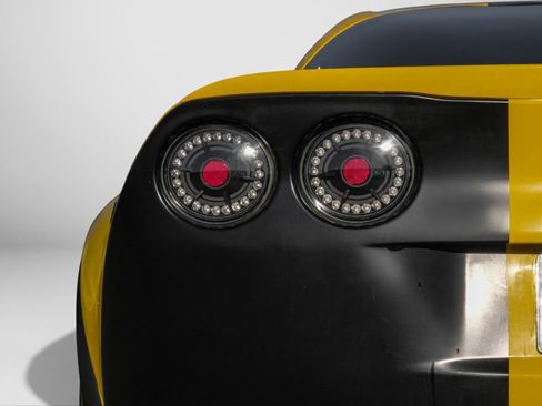 Used 2006 Chevrolet Corvette Coupe image 36