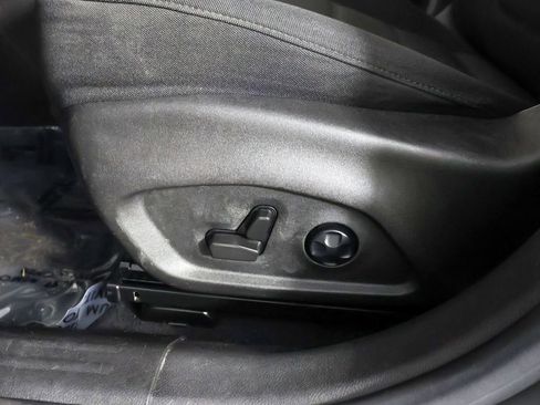Used 2021 Jeep Renegade Latitude w/ Convenience Group FWD image 29
