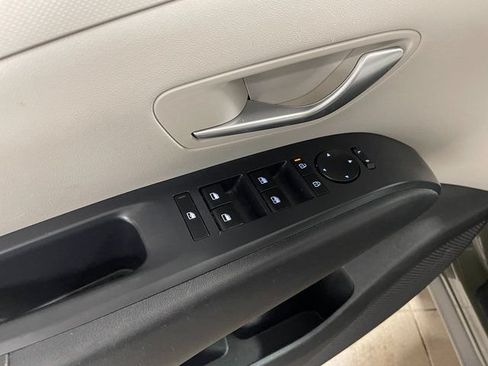 Used 2025 Hyundai Tucson SEL AWD/4WD image 19