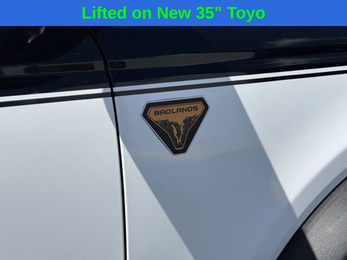 Used 2023 Ford Bronco Badlands AWD/4WD image 11