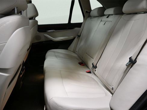 Used 2016 BMW X5 xDrive35i AWD/4WD image 16