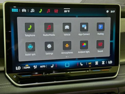 New 2026 Volkswagen Tiguan SE R-Line FWD image 7