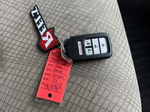 Used 2016 Honda Odyssey EX image 36