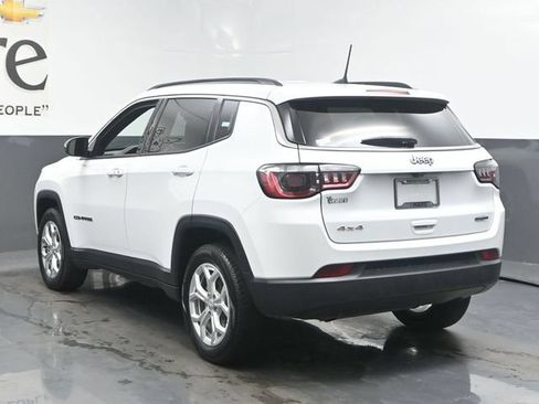 Used 2024 Jeep Compass Latitude AWD/4WD image 41