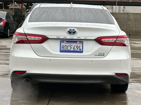 Used 2018 Toyota Camry XLE w/ Audio Package image 8