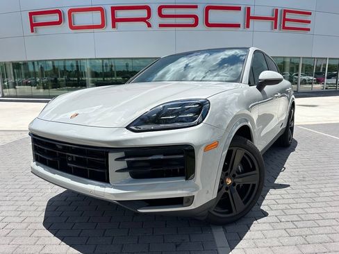 Certified 2026 Porsche Cayenne Coupe AWD/4WD image 1