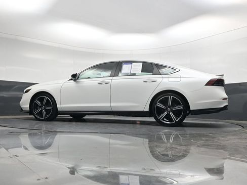 Used 2023 Honda Accord Sport image 44