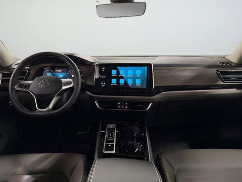 New 2026 Volkswagen Atlas SEL image 10