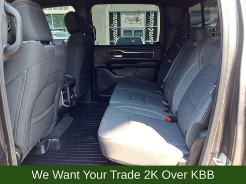 Used 2022 RAM 1500 Big Horn AWD/4WD image 9