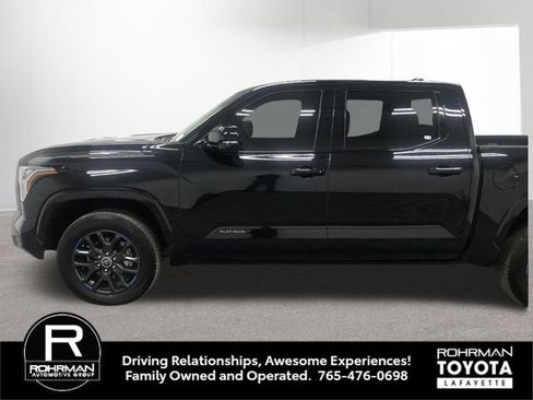 Used 2023 Toyota Tundra Platinum image 3