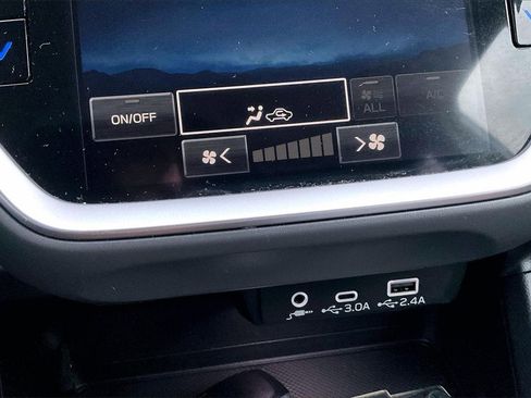 Used 2024 Subaru Crosstrek 2.0i Premium image 17