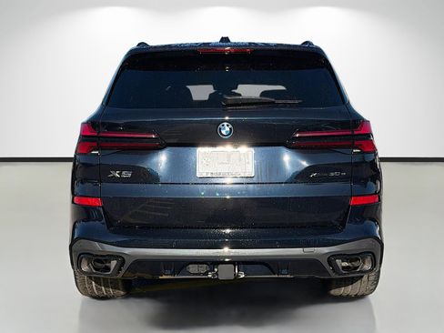 New 2026 BMW X5 xDrive50e w/ Executive Package AWD/4WD image 4