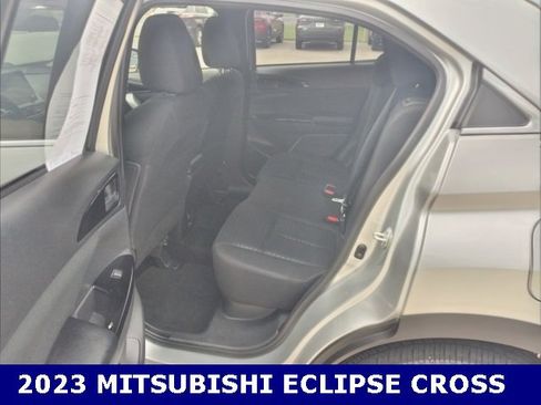 Used 2023 Mitsubishi Eclipse Cross LE image 17