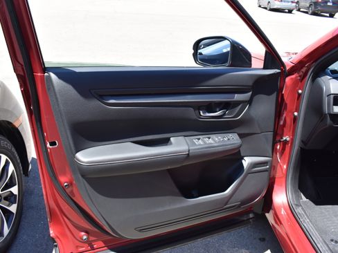 Certified 2025 Honda CR-V Sport image 23