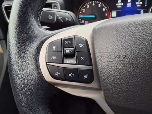 Certified 2022 Ford Explorer Limited image 28
